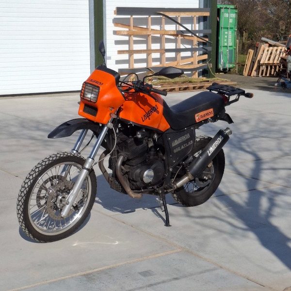 Laverda Atlas 600